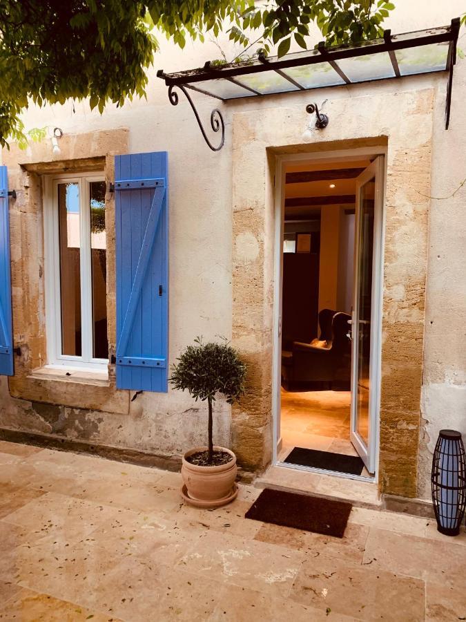Le Mas Des Glycines Salon-de-Provence Esterno foto
