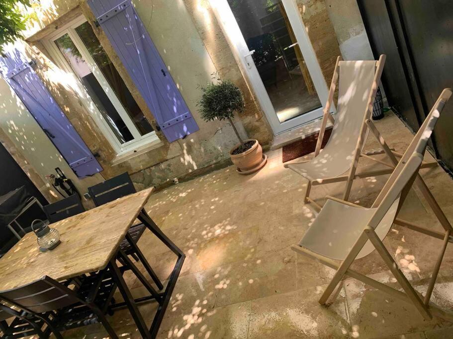 Le Mas Des Glycines Salon-de-Provence Esterno foto